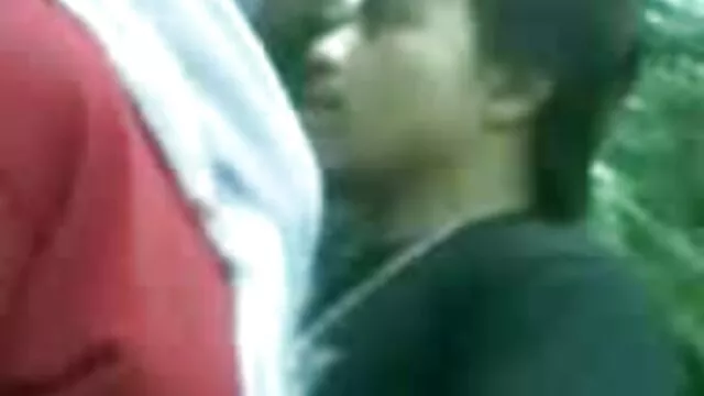تفوح منه افلام اجنبية ممارسة الجنس رائحة العرق الرجل الملاعين الروسية من الصعب على شرفة