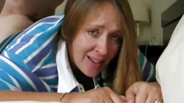 المرأة الناضجة يلهون مع افلام جنسية اجنبية للكبار فتاة صغيرة