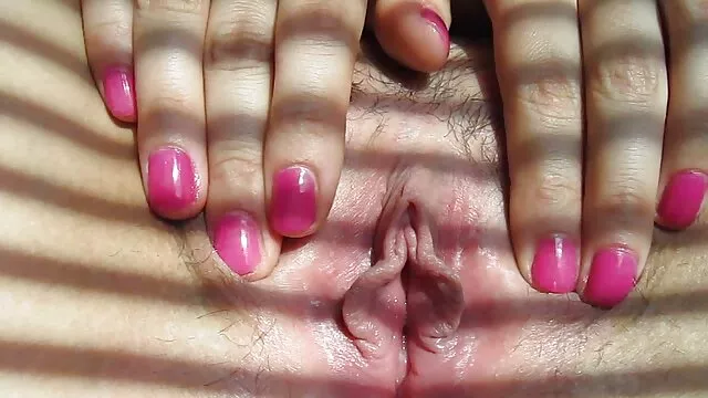 الجمال الروسي مقاطع اجنبية جنسية عارية تماما في شقتها