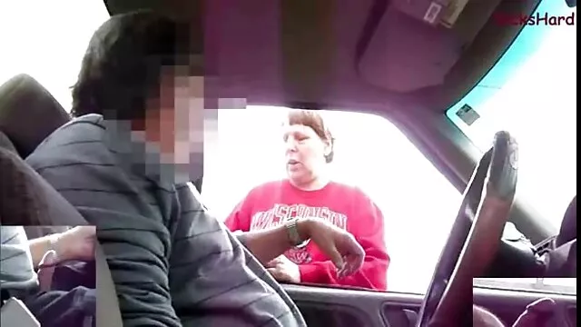 تسجيل خاص مشاهد جنسيه من افلام اجنبيه من مثير الروسية أمي