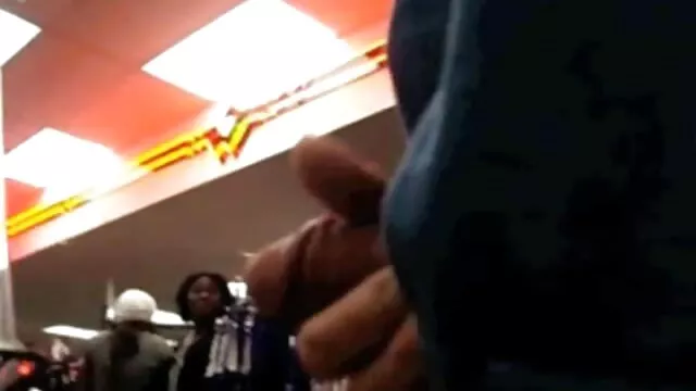 مفلس وقحة زرعت افلام اجنبية جنسيه على قوي الديك